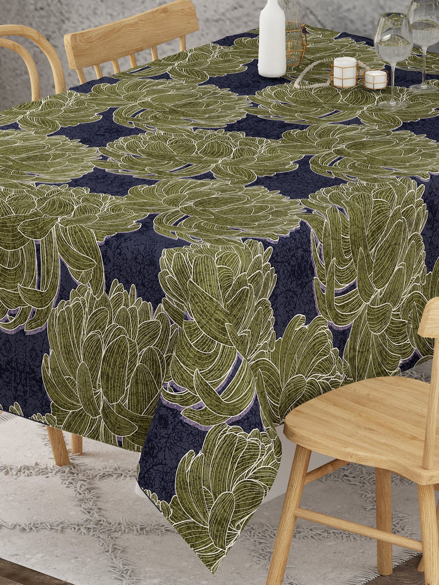 Dark Green Floral Print Table Cover
